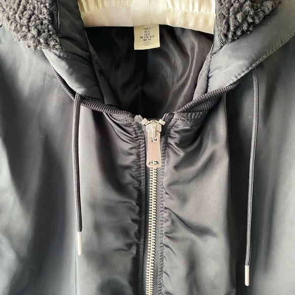 Women’s s Black utility military jacket sherpa lined hoodie - Picture 13 of 15